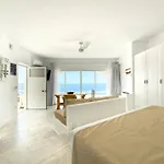 Eagles' Nest Mykonos & With Heated Pool & Jacuzzis アパート Mykonos Town