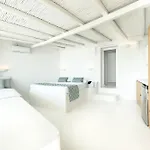 Eagles' Nest Mykonos & With Heated Pool & Jacuzzis アパート