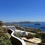 Eagles' Nest Mykonos & With Heated Pool & Jacuzzis アパート Mykonos Town