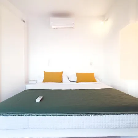 Apartamento Eagles' Nest Mykonos & With Heated Pool & Jacuzzis