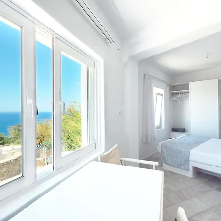 Апартаменты Eagles Nest Mykonos *