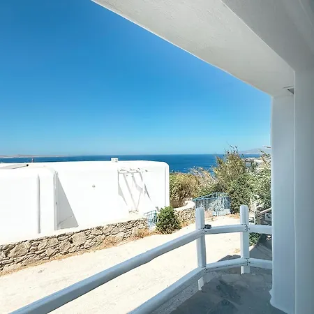 Eagles' Nest Mykonos & With Heated Pool & Jacuzzis * Mykonos Town